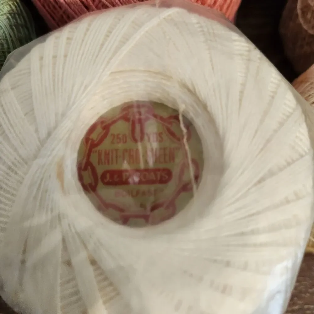 Vintage Mixed of 12 Crochet Thread Remnant Spools by Lily, JP Coats, Etc.